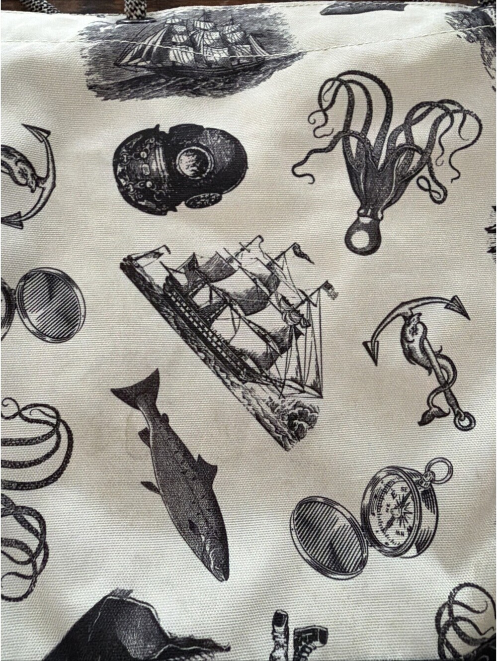 Kavu Rope Market Bag Black & Beige Mixed Print Nautical Ships Octopus Sun - Picture 6 of 11